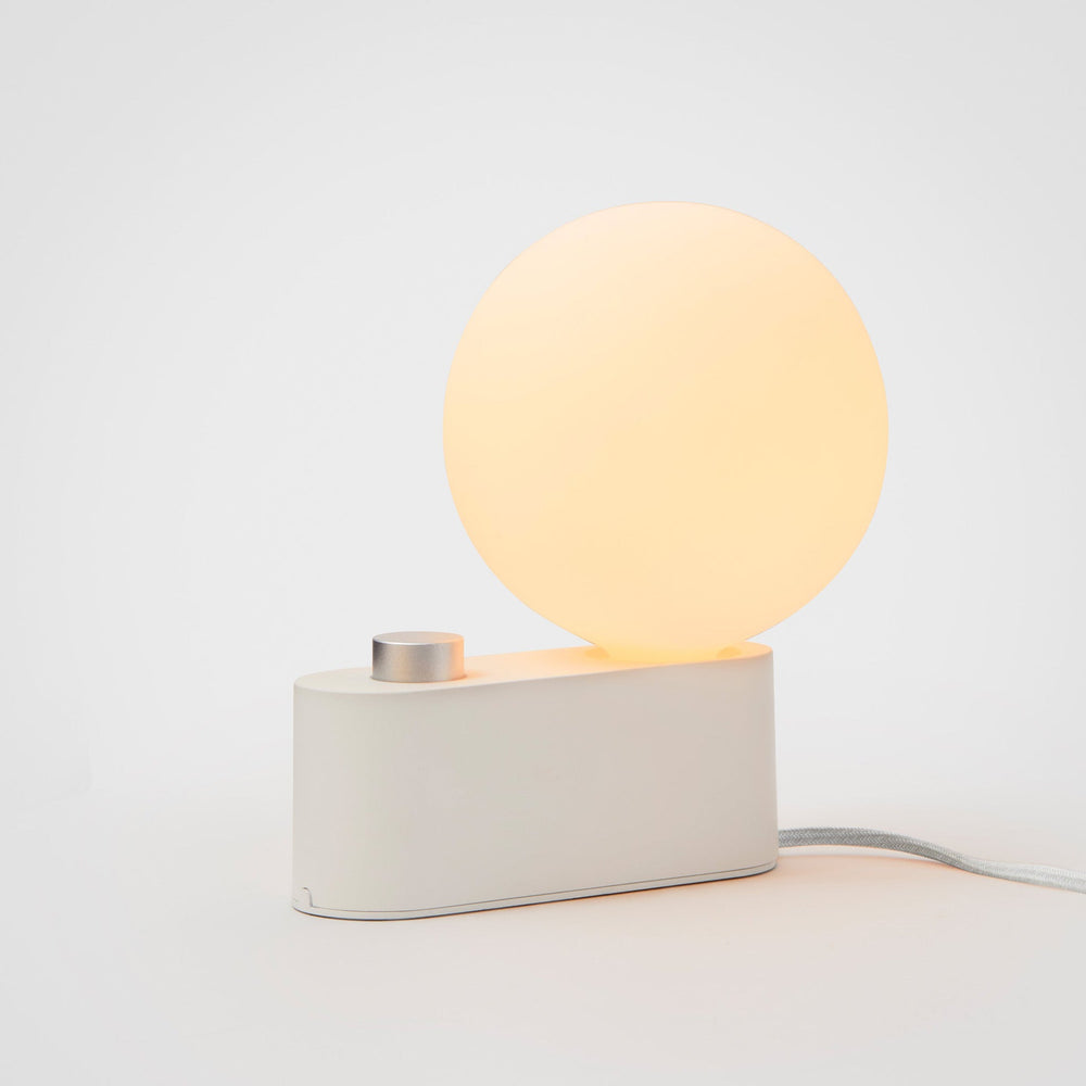 Alumina Lamp in Chalk